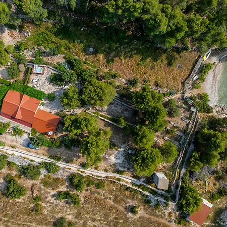 Sarbunara Milna (Brac)