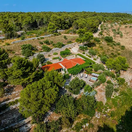 Sarbunara * Milna (Brac)