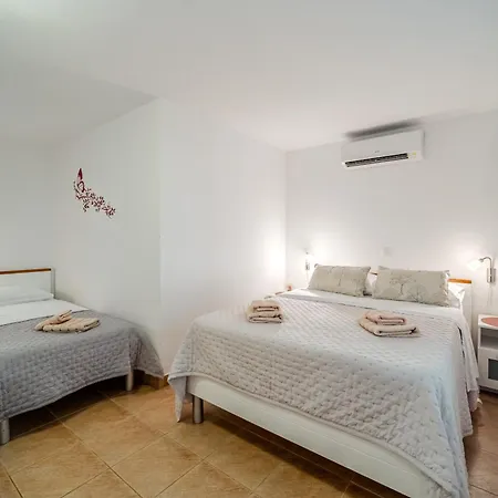 Holiday Sarbunara Dom wakacyjny Milna (Brac)